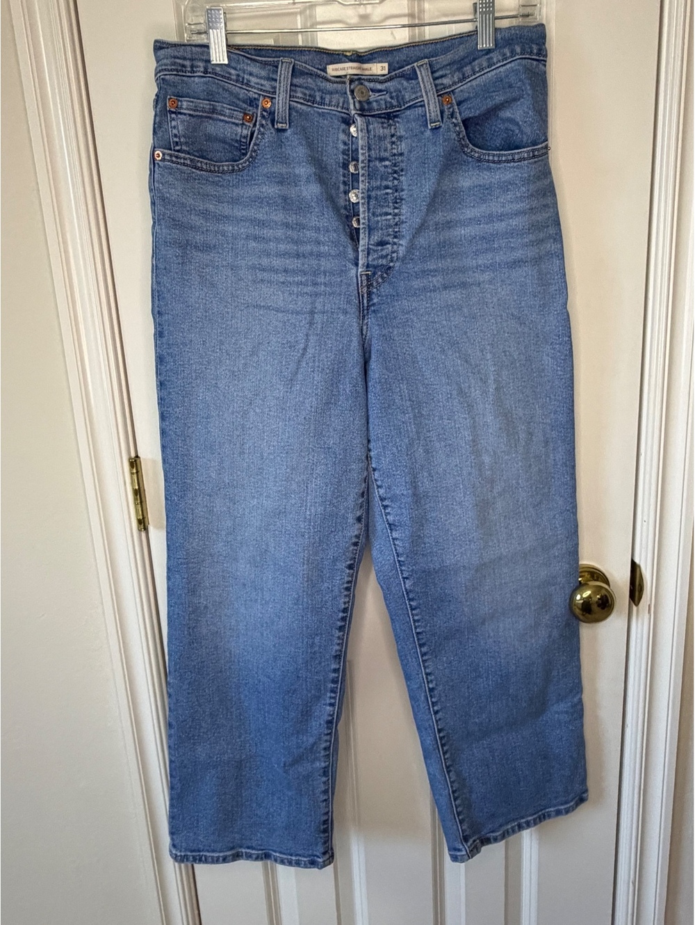 Levi’s Ribcage Straight Ankle jean, size 31